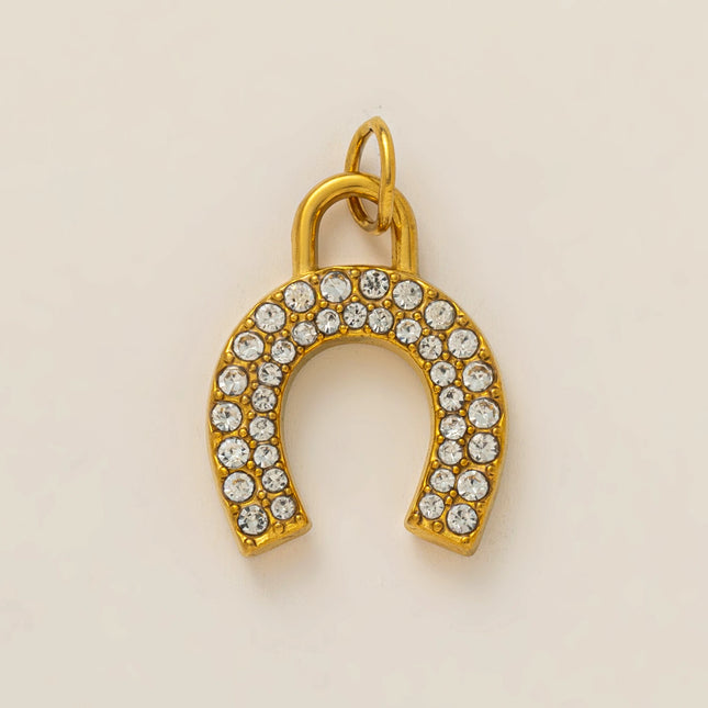 Fashionable and trendy new heart-shaped pentagram full diamond horseshoe pendant charms for jewelry