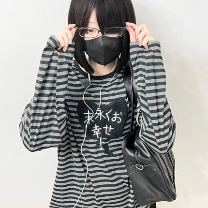 Punk Vintage O Neck Long Sleeve Shirts Striped Design Harajuku Embroidery Tops Y2k Autumn Winter Loose Casual Base Layer T-shirt