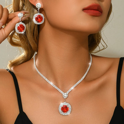 High quality elegant and charming round necklace and earrings with noble temperament, versatile accessories for wedding dresses