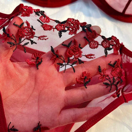 Round Up Night Beautiful Sexy Women 2 Piece Floral Embroidery Underwear Sexy Erotic Lingerie Underwear Lenceria Sexy Sets