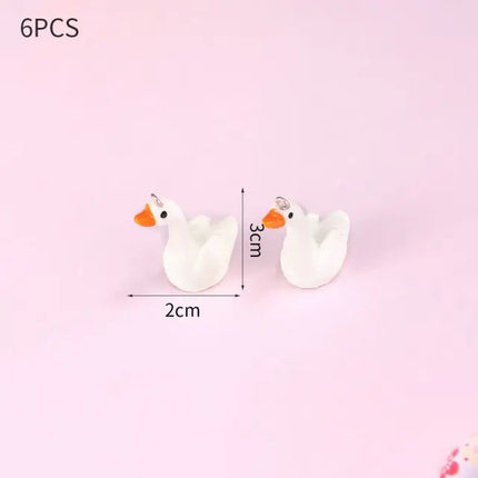 10pcs Resin Imitation Strawberry Shape Charms For DIY Key Chain Necklace Pendants Ornament Jewelry Making Accessories