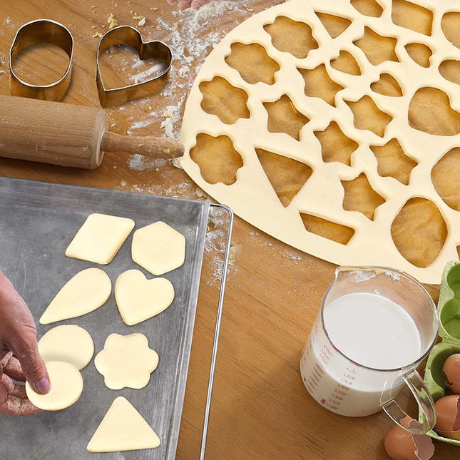 30Pcs Mini Cookie Cutter Set With Box Stainless Steel Sugar Biscuit Veggie Cutters Cookie Fondant Cake Pastry Mold Baking Tool