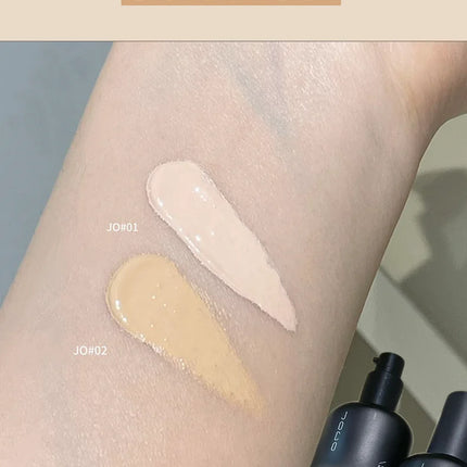 Misty Soft Matte Liquid Foundation Has a Creamy Texture That Is Light and Breathable. It Is Long-Lasting, Waterproof, Oil-Controlling, and Does Not Remove Makeup. Beginners Can Apply Makeup Easily
