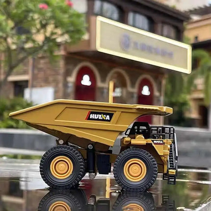 Huina 1812 1:60 Diecast Alloy Dump Truck Hobby Collection Model Full Metal Die Cast Car Toys for Boys Home Decoration Birthday、