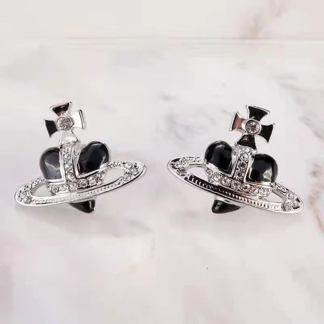 Fashion Love Saturn Necklace For Women Retro Stud Earrings Jewelry Metal Planet Sweater Chain Pendant Necklace Gifts Accessories