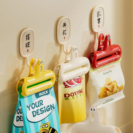 Caterpillar sealing clip moisture-proof snack clip kitchen sealing fixing clip multifunctional household clip fresh-keeping seal