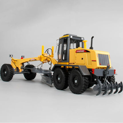 1/35 Paver Grader Engineering Vehicle Car Toy For Children Diecast Miniature Metal Alloy Model Collection Gift For Boys Kid