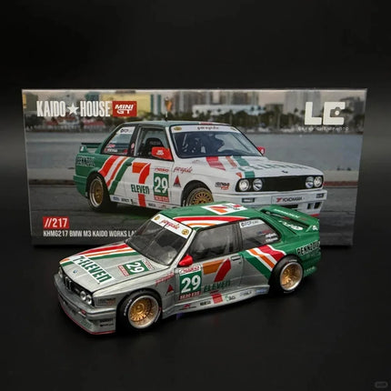 Kaido House + MINIGT 1:64 BMW M3 KAIDO WORKS LARRY CHEN V1 USA Exclusive Alloy Die-cast Car Model
