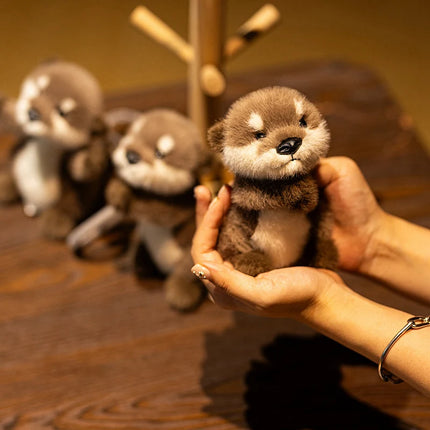 Cute Otter Plush Keychain Realistic Stuffed Otter Animal Pendant Doll Soft Plushies Key Ring for Bag Decoration Gifts Girl