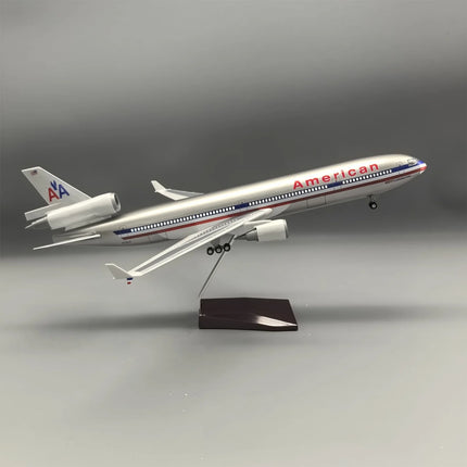 1:130 Scale plane model American MD-11 Toy planes 47cm resin Airplanes Model Kit With Lights And Wooden Base Collected Gift