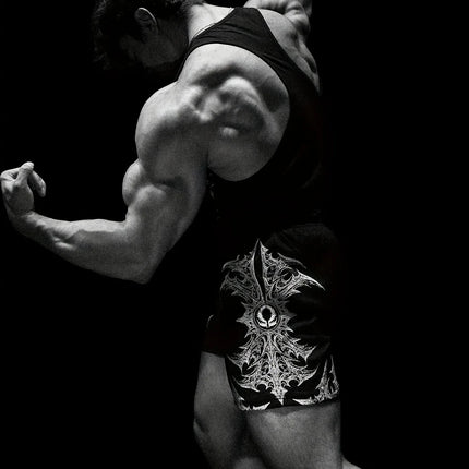 Men’s summer athletic shorts: moisture-wicking, breathable, and stylish—ideal for fitness and the beach.