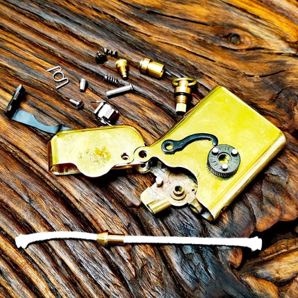 Vintage Fuel Oil Lighter Brass Chrome Plating Golden Cigarette Pipe Collection Briquet Mechanical Lifting Isqueiro