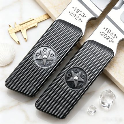 Urakov TT33 - A high-end outdoor knife from Russia, made of DC53 steel, with a carbon fiber sheath, suitable for hiking trips.