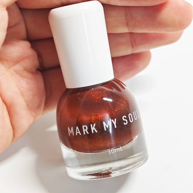 S165 CChestnut 10ml No-Bake Cat Eye Nail Polish. Crystal Berry color series base with berry red fragments. Quick-drying