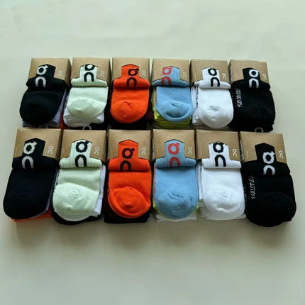 New Fashionable Couple Socks Mid-Calf 3 Pairs Pure Color Sporty Cotton Socks for Men And Women Suitable for All Seasons