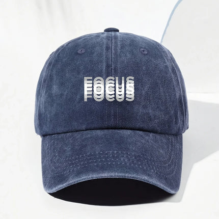 Classic unisex baseball cap with "FOCUS" print adjustable for daily leisure, outdoor sports, and travel