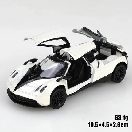(Bagged) 1/43 scale gold pullback racing car, die-cast metal, three doors that open. Exquisite boy toy, mini pocket toy car.