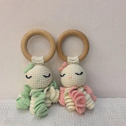 Handmade Crochet Rattle Play Gym Pendant for Kids Ocean Crochet Octopus Rattle Mobile Bell Ring Wooden Babies Gym Montessori Toy