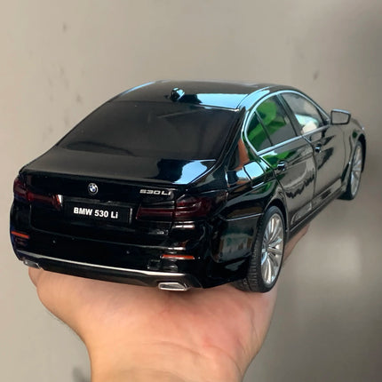 1:18 BMW 530Li Large Luxury Alloy Metal Diecast Model Cars High Simulation Classic Ornaments & Collectibles Hobby Toys For Kids