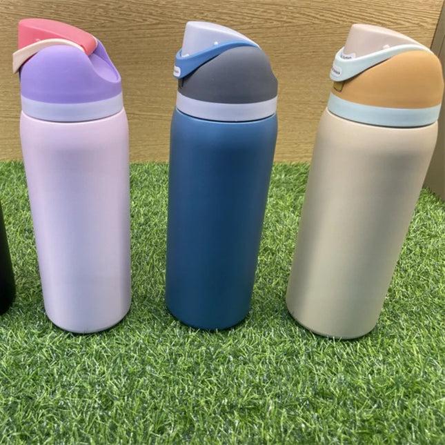 New Best-selling Stainless Steel Insulated Cup Large-capacity Portable Hand-held Sports Water Cup Available in Multiple Colors