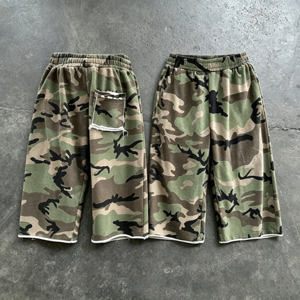 Y2K American Camo Shorts Camouflage Pattern Rough Edge Tassel Sweatshorts New Summer High Street Streetwear Unisex Baggy Shorts