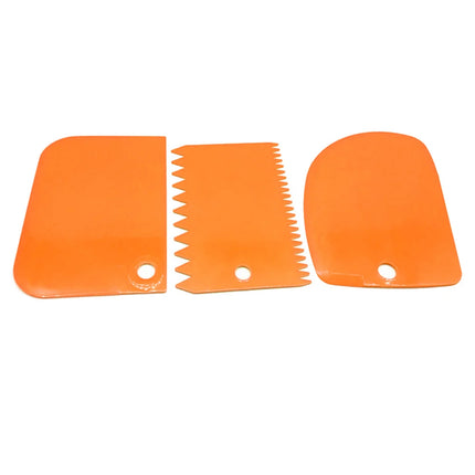 3Pcs Cream Scraper Suit DIY Kitchen  Straight Arc Tooth Shape Cream Bread Cutter Plastic Cake Pasty Scraper Baking Fondant Tools