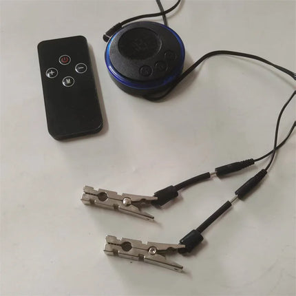 Metal Nipples Clips Labium Clamps Clitoris Stimulation Breast Sucker 8 Modes Electric Shock Sex Toys for Women Men Couples Games