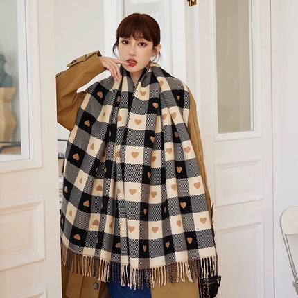 1 Piece of Women's Autumn and Winter Heart-Shaped Scarf, Women's Plaid Comfortable Scarf, Thick Large Blanket Shawl Scarf