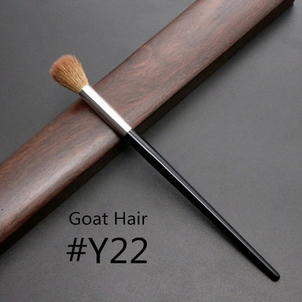 Tapered Highlighter Brush Blush Natural hair Blending Makeup Brushes