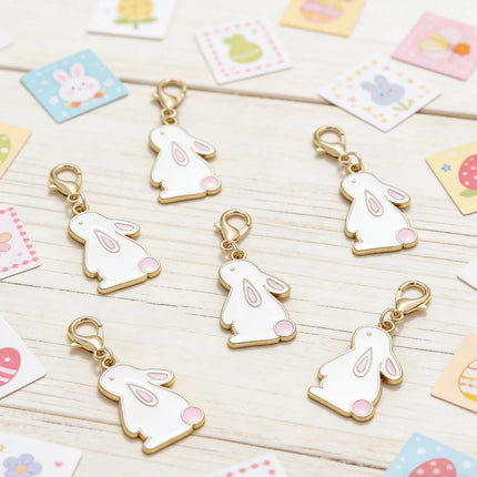 2026 New Arrival Easter Bunny Keychain White Rabbit Enamel Keyring Easter Party Favors Bag Accessory Bestseller 20pcs