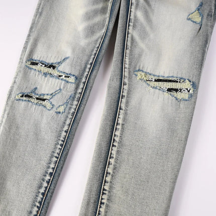 Fashionable new light blue men's jeans with pleats, washed with water, nostalgic perforation patch, men's jeans, high street des