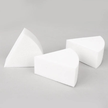 Triangle Soft Makeup Sponge 30Pcs/Set Wet and Dry Use Fan Shaped Puff Foundation Concealer Smearing Powder Puff Cosmetics Tool
