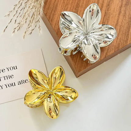 Korean Hawaiian Gradient Flower Hair Claw Clip For Women Girl Fashion Plastic Non-Slip Hold Hairpin Barrette Hair Accessories