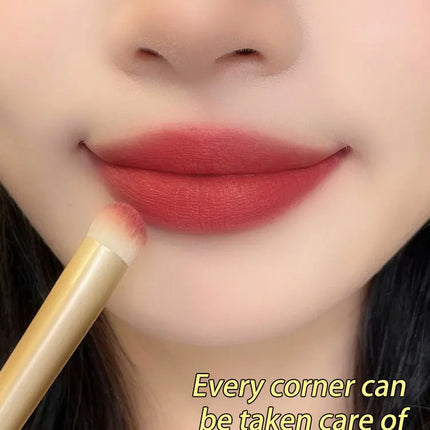 GECOMO Round Head Lip Brush Lipstick Coloring Smudge Brush Concealer Brush Lip Makeup Brush Multi-function Beauty Tool