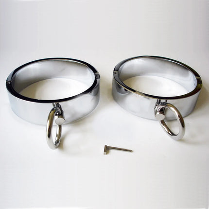 Manyjoy Metal Steel Slave Lock  Wrist Handcuffs Ankle Cuffs Neck Collar with O Ring Shackles Adult BDSM Bondage Game Sex Toy Men