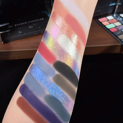 Qianyan Cheeryep 16 Color Eyeshadow Palette Glitter Chamelon Matte Pearlescent Flash Plate Cowherd Sequins