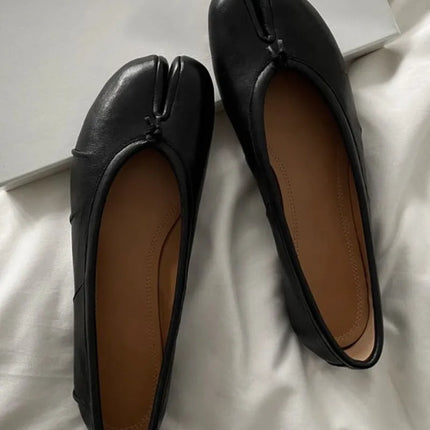 Fashion Soft Leather Split Toe Women Tabi Ballet Flats Spring Autumn Comfortable Walking Lazy Loafers Casual Girls Dance Shoes