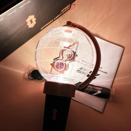 Kpop Atheezed Lightstick Ver.2 Ver.1 Korea Light Stick Globe Hand Lamp Concert Party Flash Fluorescent Toys Fans Collection
