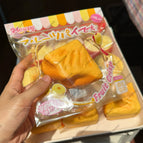 Pineapple slice