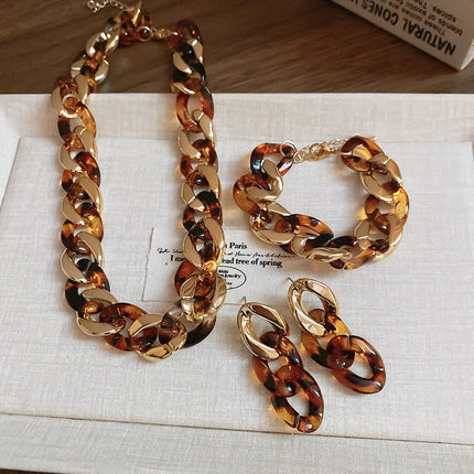 3 Pcs Coffee Leopard Printed Interlocking Dangle Earrings Collarbone Necklaces Bracelets Vintage Premium Elegant Accessory Sets