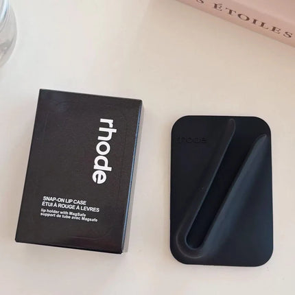Arrival Bestseller Magnetic Suction Silicone Phone Case for IPhone 17 16 Lip Gloss New Sugaeberry Pretzel Match Cosmetics
