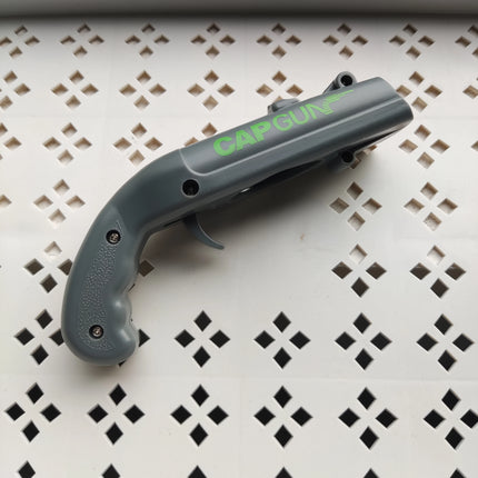 1/2/4Pcs Bottle Opener Portable Cap Gun Creative Flying Cap Launcher Beer Opener Bar Tools Beverage Opener Shaped Cap Opener