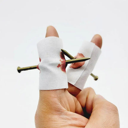 1-5 Fake Nail Through Finger Prank Toy Fool Toys Blood Prank Magic Prop Scare Trick Joke Toy Kids Novelty Magic Friend Halloween