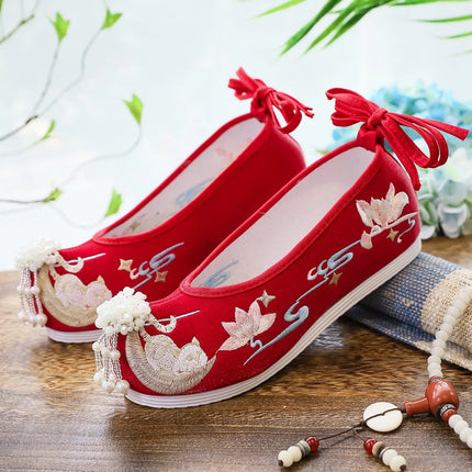 Chasing Moon Hot Sale Of The Season New Style Ming Dynasty Hanfu Shoes National Style Upturned Head Cotton Shoes Ancient Wedding