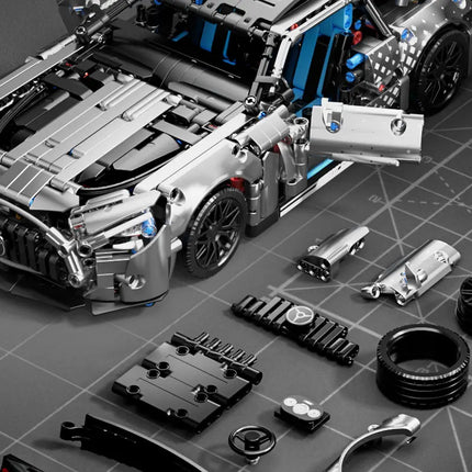 Racing Car Kit / Voiture Course Kit