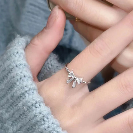 Romantic Lovely White Bowknot Rings Female Girls Exquisite Jewelry Ring with Shiny Bow Tie Zircon for Party Dating Lovers Gifts