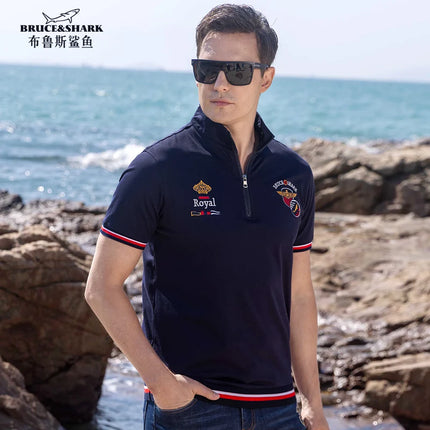 New Men's Standing Collar Short Polos Bruce&Shark Summer Men's Thin 100% Cotton Tops Fashion Embroidery Polos Man Big Size 4XL