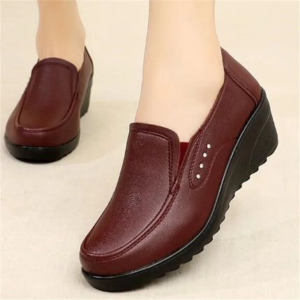 Classic Genuine Leather Women Shoes Round Toe Casual Comfortable Women's Wedge Shoes Spring Autumn Fashion Mother Shoes 10models