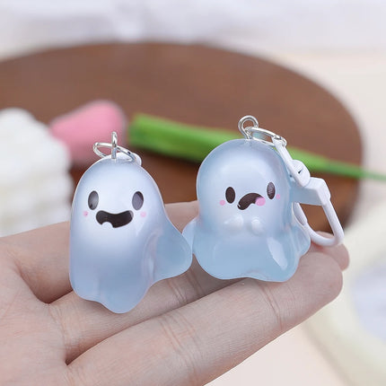 Ghost Keychain Luminous Keyring Halloween Key Holder Glow in The Dark Pendant Cartoon Resin Charm for Backpack Earphone Car Keys