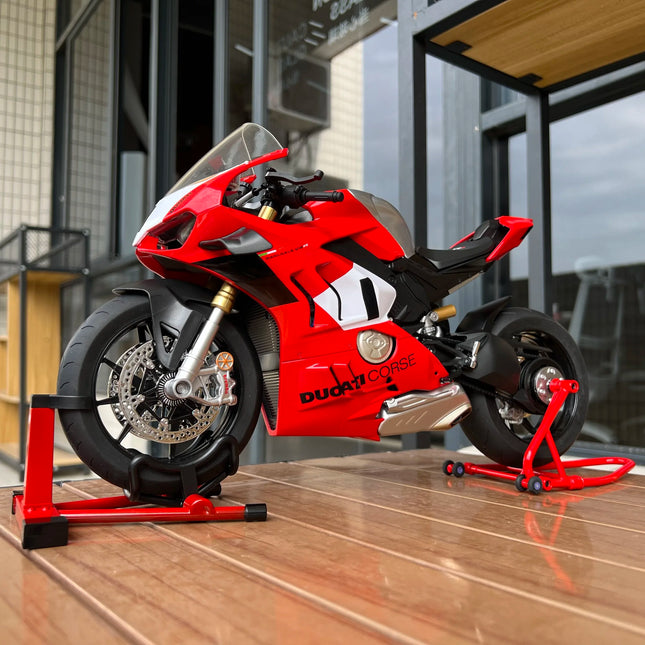 Spray 1:6 Ducati V4S Racing Motorcycle Alloy Diecast Model Car Children's Toy Motorcycle Sound And Light Dynamic Ornaments Gifts